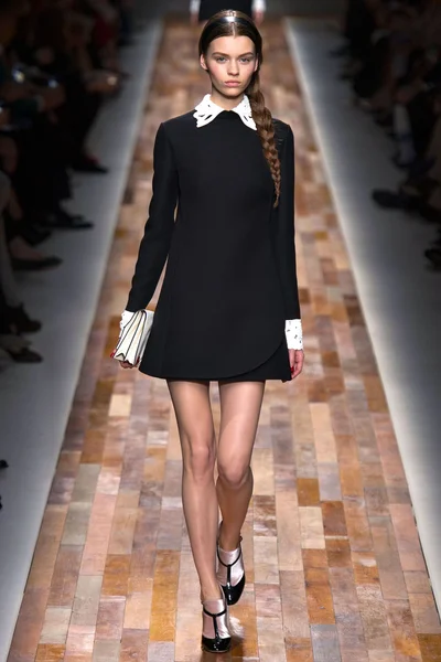 Look 1